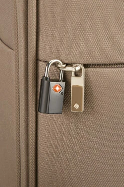 Samsonite Base Boost - 2-Rollen-Kabinentrolley S 55/40 Cm 21 Samsonite Base Boost - 2-Rollen-Kabinentrolley S 55/40 Cm -Modetaschen 79195 1902 b11