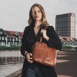 The Chesterfield Brand Ladies Bilbao - Handtasche Leder 30 Cm -Modetaschen The Chesterfield Brand Ladies Bilbao Handtasche Leder 30 cm cognac C48 097731 7